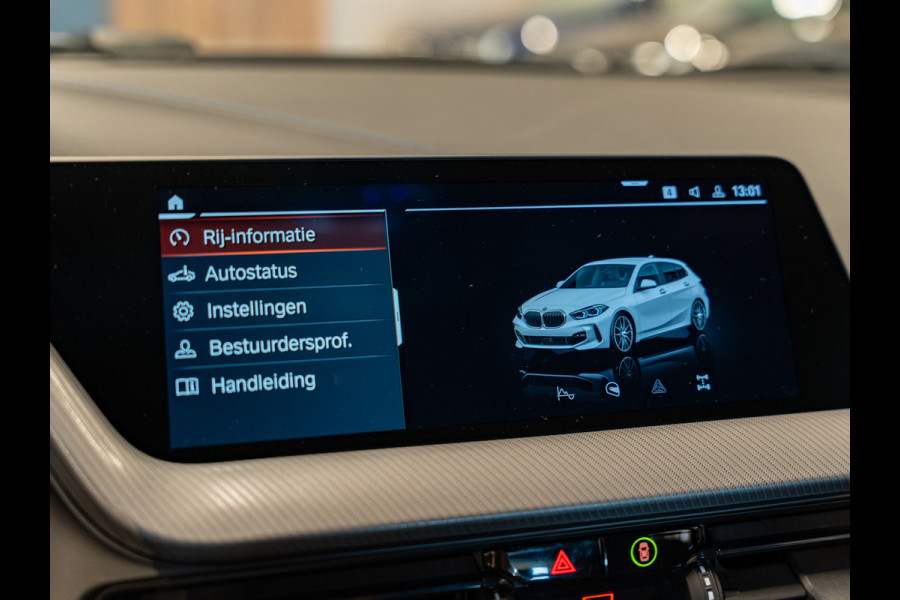 BMW 1-serie 118i M Sport High Executive, Apple Carplay, Digi Dash, Voll Led, Navi, Cruise, Amiënte Light, PDC, Volledig Onderhoud