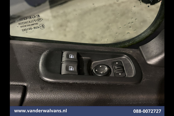 Opel Movano 2.3 Turbo 150pk L2H2 Euro6 Airco | Leder | 2500kg Trekhaak | Navigatie | Camera cruisecontrol, parkeersensoren, LED, bijrijdersbank
