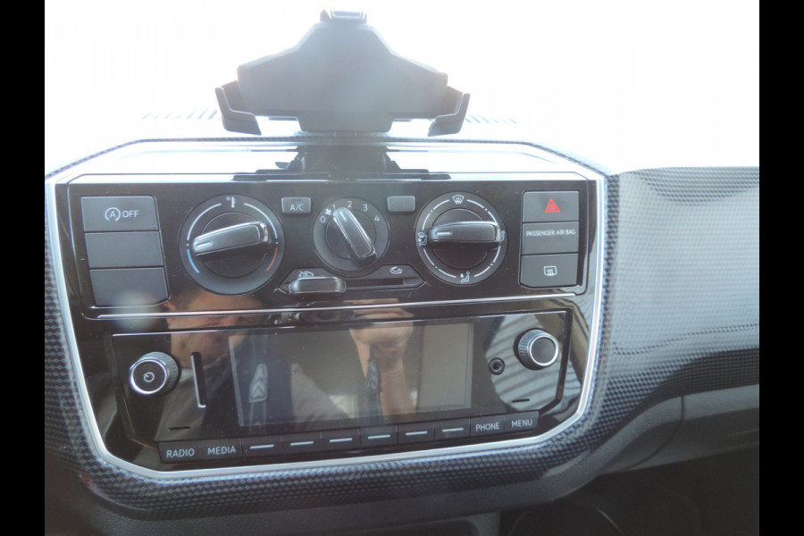 Volkswagen up! 1.0 BMT move up!