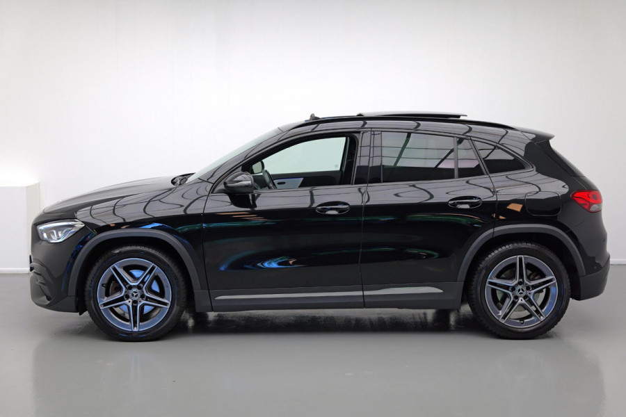 Mercedes-Benz GLA 250 4MATIC AMG Line |Pano|Ambient|Camera|