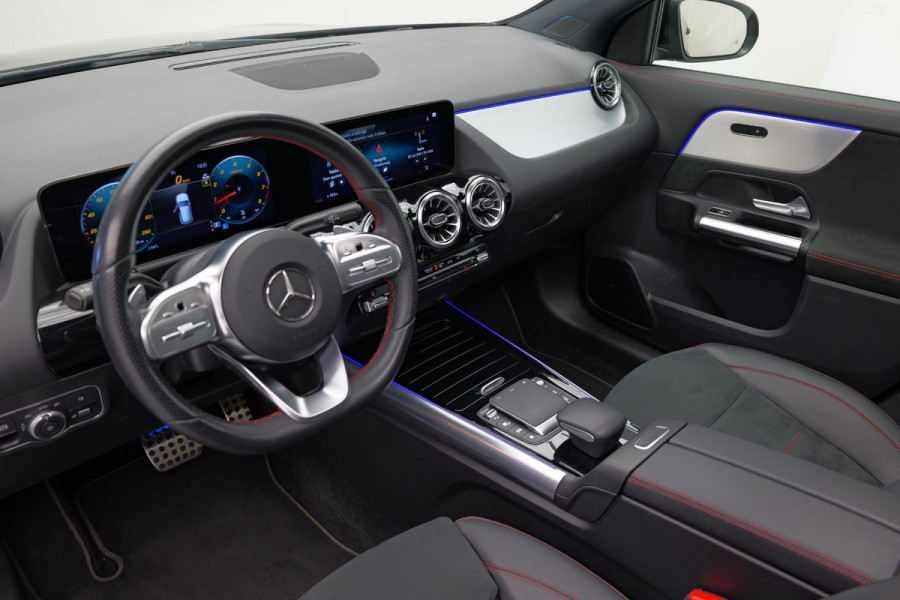 Mercedes-Benz GLA 250 4MATIC AMG Line |Pano|Ambient|Camera|
