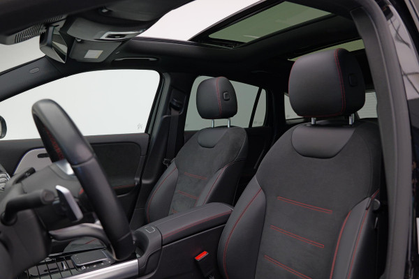 Mercedes-Benz GLA 250 4MATIC AMG Line |Pano|Ambient|Camera|