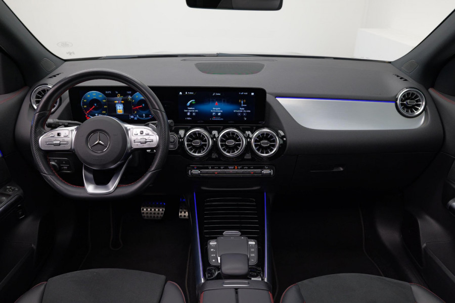 Mercedes-Benz GLA 250 4MATIC AMG Line |Pano|Ambient|Camera|