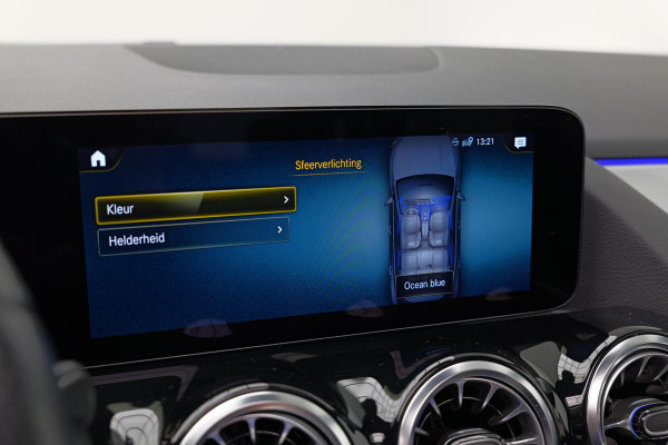 Mercedes-Benz GLA 250 4MATIC AMG Line |Pano|Ambient|Camera|