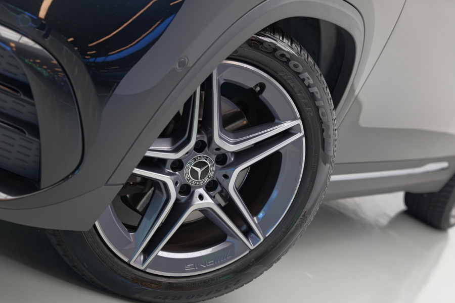 Mercedes-Benz GLA 250 4MATIC AMG Line |Pano|Ambient|Camera|