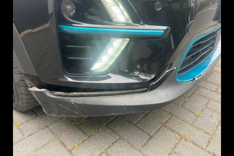 Kia e-Niro ExecutiveLine 64 kWh AIRCO I 3 FASEN OPLADER I LEDER INTERIEUR I NAV I COMPLETE UITVOERING