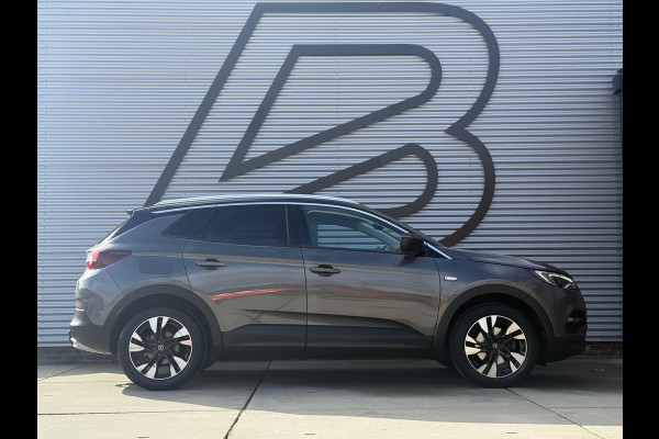 Opel Grandland X 1.2 Turbo Ultimate Navi|Camera|Carplay|Clima|Stoelverw V+A|Cruise|D-riem v.v in 2025|Trekhaak|N.A.P|APK tot 05-2027