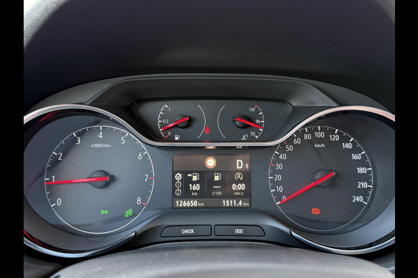 Opel Grandland X 1.2 Turbo Ultimate Navi|Camera|Carplay|Clima|Stoelverw V+A|Cruise|D-riem v.v in 2025|Trekhaak|N.A.P|APK tot 05-2027