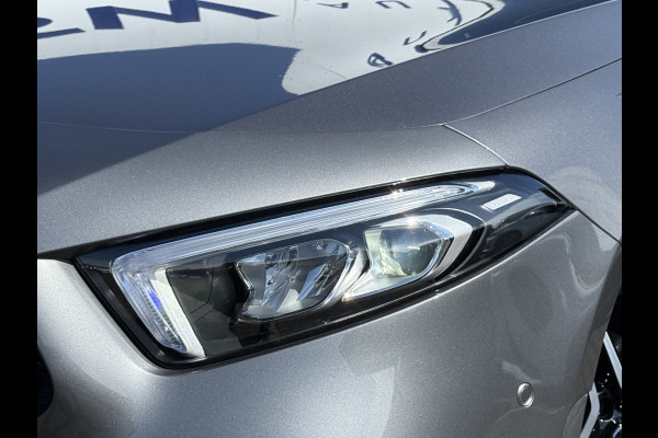 Mercedes-Benz A-Klasse 180 Business Solution AMG | Pano | CarPlay | Ambient Light | Camera | 18 inch