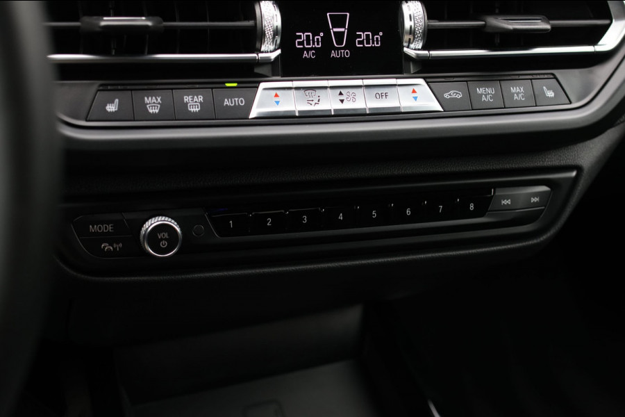 BMW 2 Serie Gran Coupé 218i M-Sport *Camera*Comforttoegang*Trekhaak*Led*