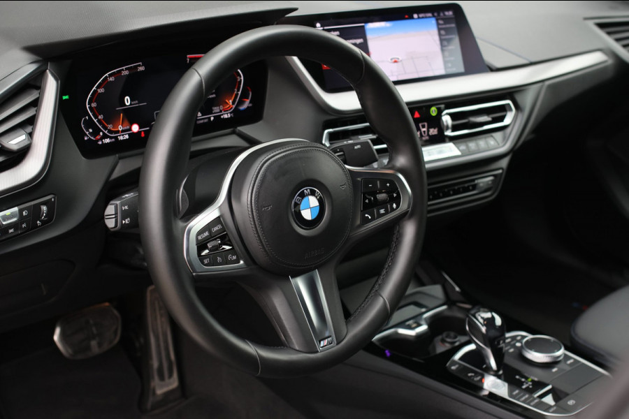 BMW 2 Serie Gran Coupé 218i M-Sport *Camera*Comforttoegang*Trekhaak*Led*