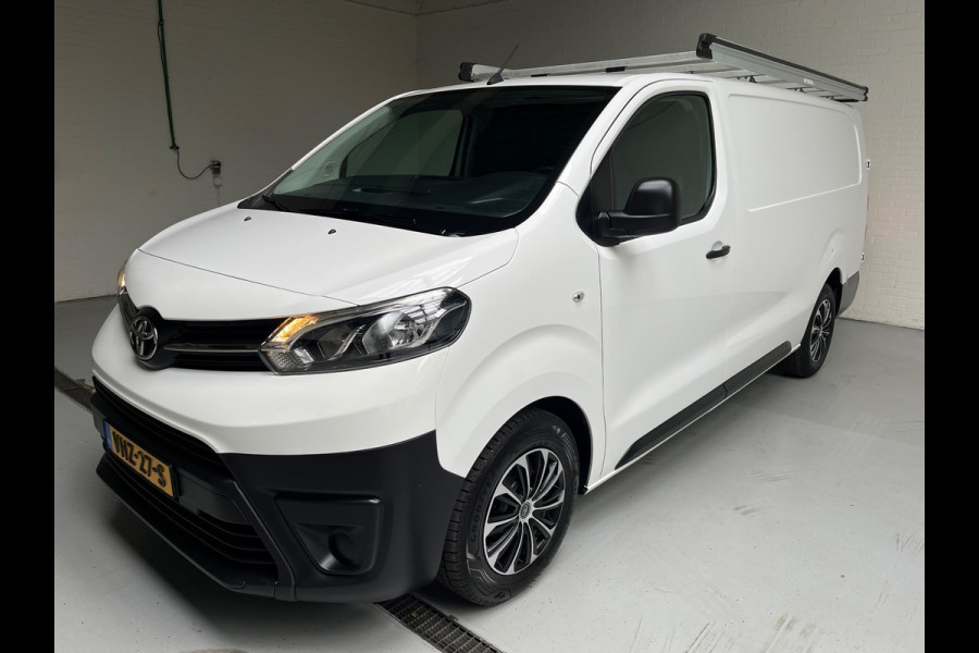 Toyota ProAce Worker L3H1 2.0 D-4D 122pk euro6 Cool Comfort Long 3Persoons Imperiaal Inrichting Trekhaak 2500kg RIJKLAARPRIJS