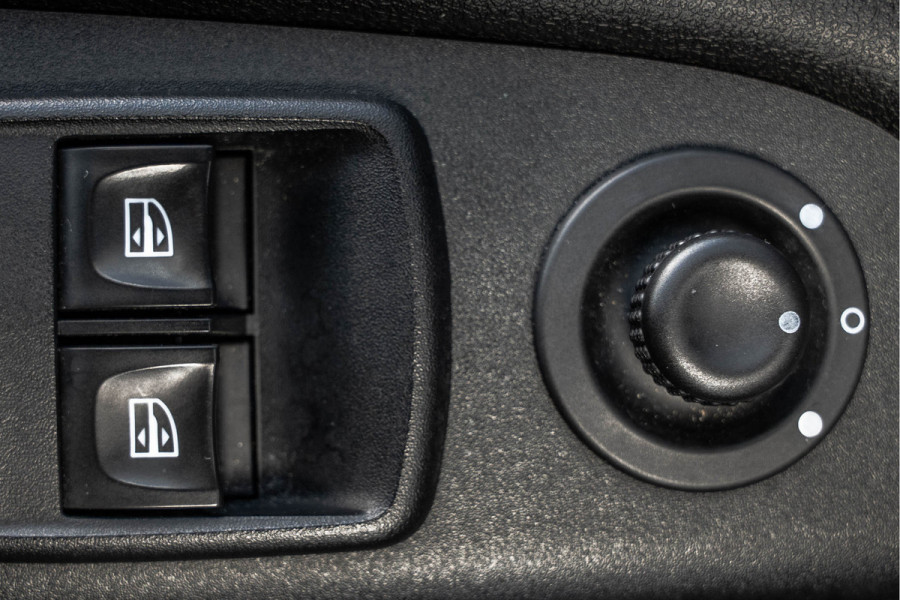 Renault Trafic Passenger **1.6dCi 9-Pers L2H1 | Incl. BPM, BTW vrij | R-Link | Navi | Airco | Cruise | PDC | MF Stuur | Start / Stop**