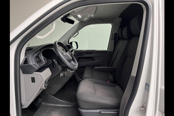 Volkswagen Transporter Automaat DSG Servicewagen 2.0 TDI 150pk L2H1 3Persoons Sortimo Inrichting, Airco, Navigatie, RIJKLAARPRIJS!