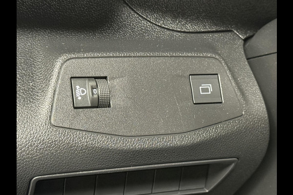 Peugeot Partner 1.5 BlueHDi 130PK L1 Automaat Airco Cruise Control Apple Carplay/ Android Auto Trekhaak Blindspot Rondomzicht camera volledig digitaal instrumentenpaneel