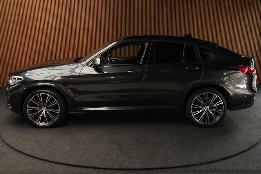 BMW X4 M40i HUD Panodak 360° Harman K Leer ACC Navi Keyless Entry & Go Elektr. uitklapbare trekhaak Elektr. bedienbare achterklep Memory seats Climate voor & achter PDC Zwarte hemelbekleding 21 inch LM v