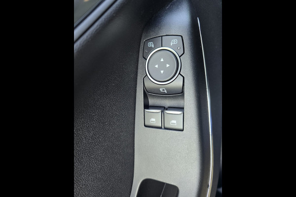 Ford Fiesta 1.0 EcoBoost ST-Line | 2E EIGENAAR | 12 MND GARANTIE | NAVI | CRUISE |