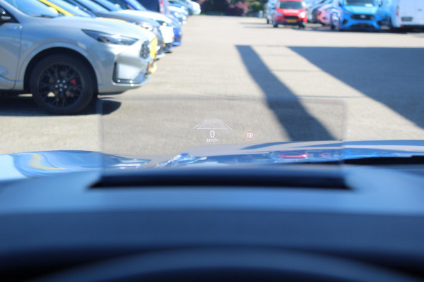 Ford Kuga 2.5 PHEV Titanium | Stoel + Stuurverwarming | Adaptive Cruise Control | Full LED | Camera | Head-Up Display | BLIS |