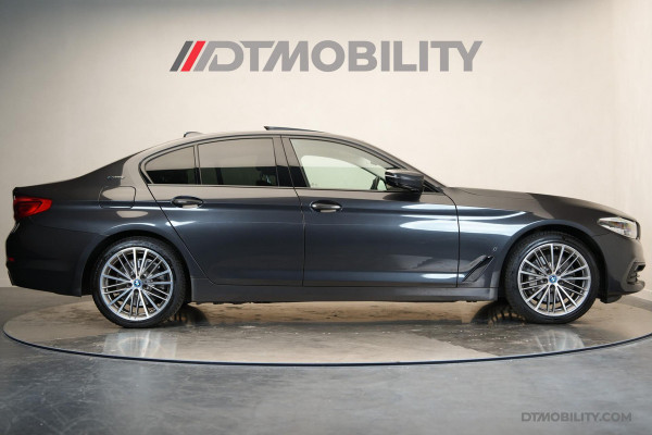 BMW 5 Serie 530e High Executive | Schuifdak | Adaptief cruise