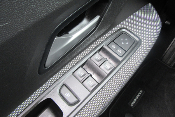 Dacia Sandero 1.0 TCe 90 Expression, Navi, Camera, Blind Spot, Trekhaak