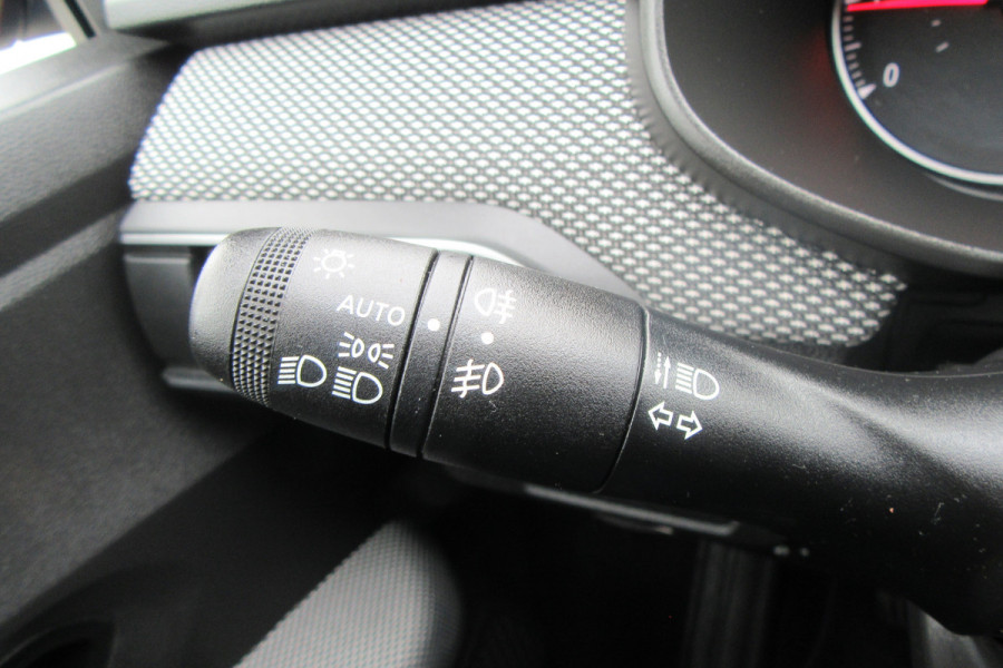 Dacia Sandero 1.0 TCe 90 Expression, Navi, Camera, Blind Spot, Trekhaak