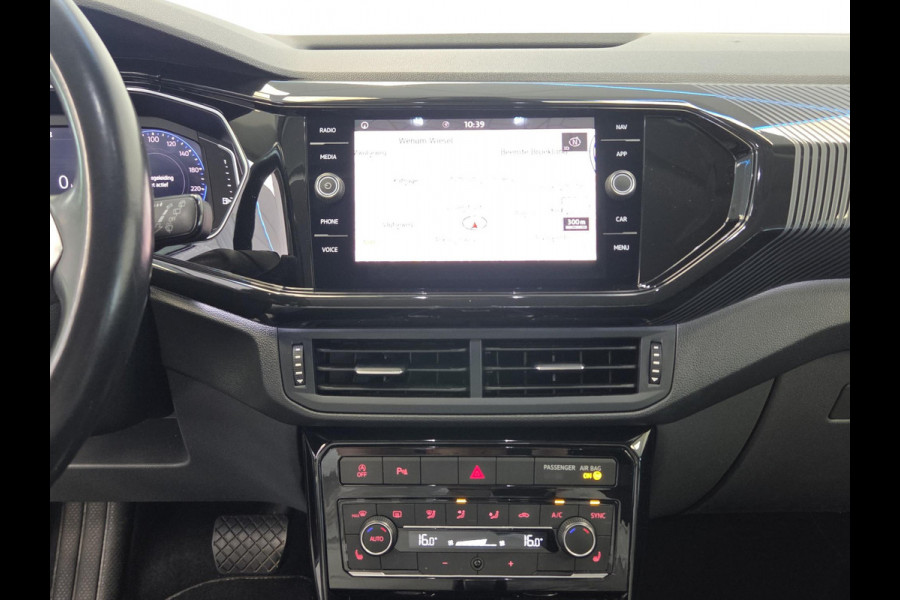 Volkswagen T-Cross 1.0 TSI Style Business R VCP Stoelverwarming Navigatie 24 Maanden garantie* (Vraag naar de voorwaarden)