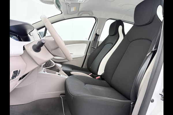 Renault ZOE R90 Life 41kWh Koop Accu! Navi Ecc Apple Carplay Android Auto Cruise Control Pdc Keyless Bluetooth Led Regen-Lichtsensor Isofix Eigen Accu ! SOH 85% Origineel Nederlandse Auto