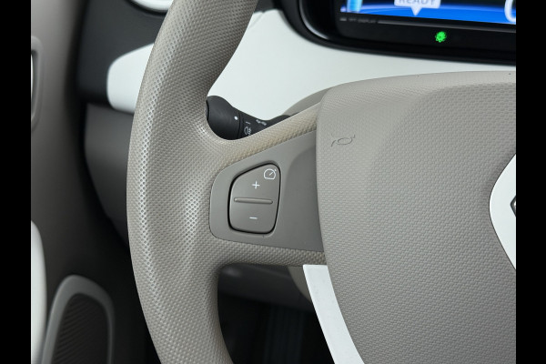 Renault ZOE R90 Life 41kWh Koop Accu! Navi Ecc Apple Carplay Android Auto Cruise Control Pdc Keyless Bluetooth Led Regen-Lichtsensor Isofix Eigen Accu ! SOH 85% Origineel Nederlandse Auto