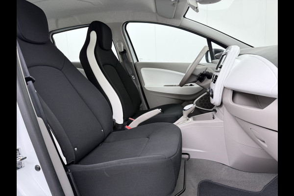 Renault ZOE R90 Life 41kWh Koop Accu! Navi Ecc Apple Carplay Android Auto Cruise Control Pdc Keyless Bluetooth Led Regen-Lichtsensor Isofix Eigen Accu ! SOH 85% Origineel Nederlandse Auto