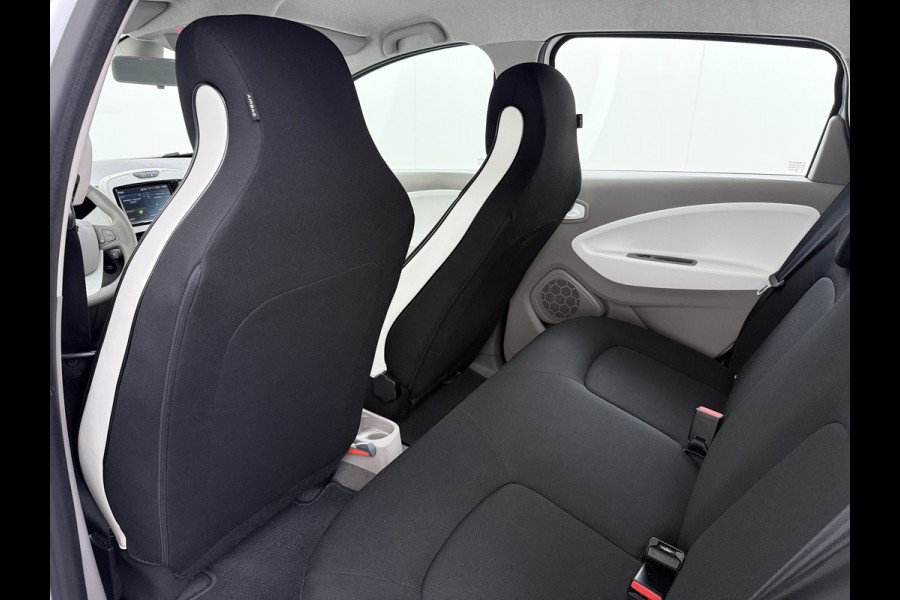Renault ZOE R90 Life 41kWh Koop Accu! Navi Ecc Apple Carplay Android Auto Cruise Control Pdc Keyless Bluetooth Led Regen-Lichtsensor Isofix Eigen Accu ! SOH 85% Origineel Nederlandse Auto