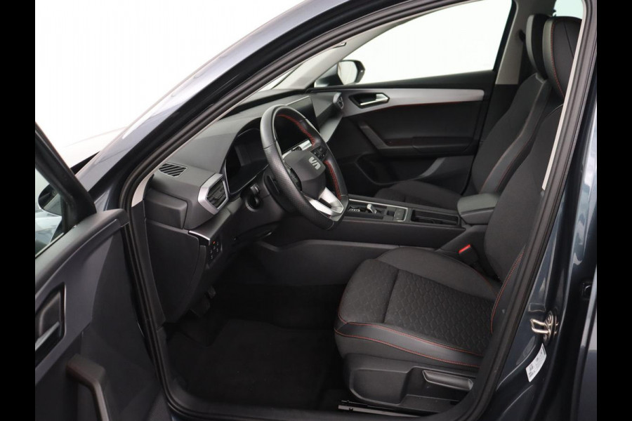 Seat Leon 1.4 TSI eHybrid PHEV FR | SOH 91,2% | Stoelverwarming | Adaptive cruise | Navigatie | Sfeerverlichting | Keyless | Stuurverwarming | Camera | 18'' | Full LED | Digital Cockpit | Plug In