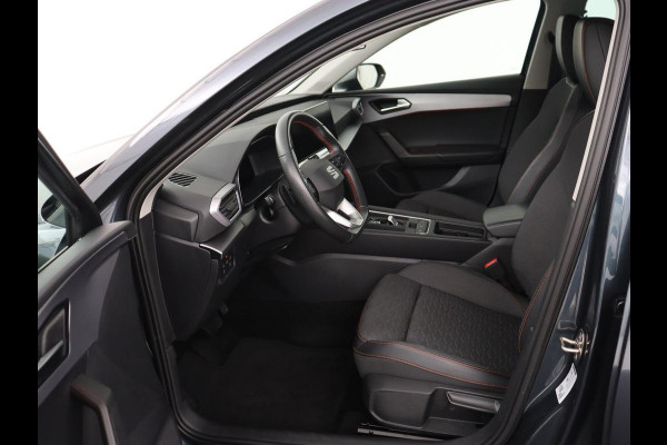 Seat Leon 1.4 TSI eHybrid PHEV FR | SOH 91,2% | Stoelverwarming | Adaptive cruise | Navigatie | Sfeerverlichting | Keyless | Stuurverwarming | Camera | 18'' | Full LED | Digital Cockpit | Plug In