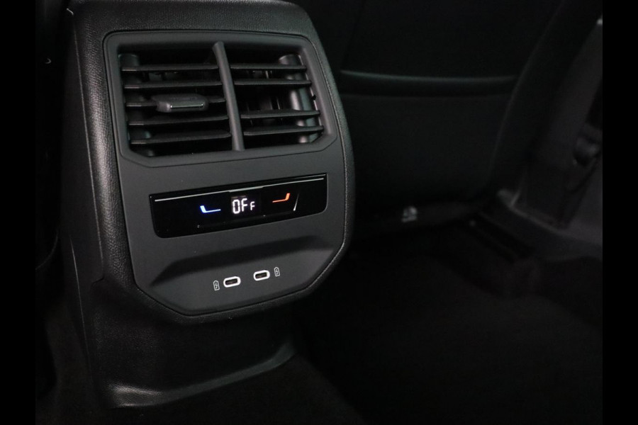 Seat Leon 1.4 TSI eHybrid PHEV FR | SOH 91,2% | Stoelverwarming | Adaptive cruise | Navigatie | Sfeerverlichting | Keyless | Stuurverwarming | Camera | 18'' | Full LED | Digital Cockpit | Plug In