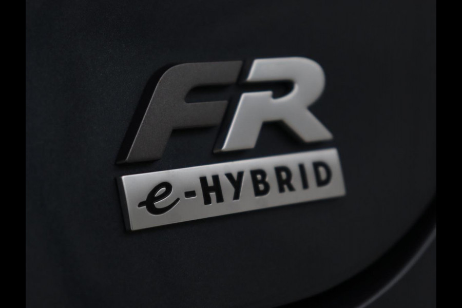 Seat Leon 1.4 TSI eHybrid PHEV FR | SOH 91,2% | Stoelverwarming | Adaptive cruise | Navigatie | Sfeerverlichting | Keyless | Stuurverwarming | Camera | 18'' | Full LED | Digital Cockpit | Plug In