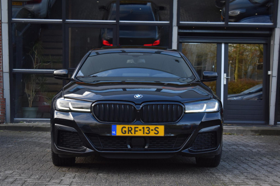 BMW 5 Serie 530e Business Edition Plus M-Pakket HUD Pano Kuipstoelen ACC H&K