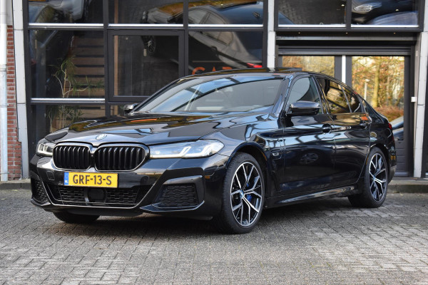 BMW 5 Serie 530e Business Edition Plus M-Pakket HUD Pano Kuipstoelen ACC H&K