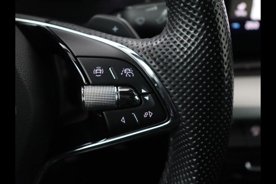 Škoda Octavia 1.0 e-TSI Sport | Adaptive cruise | Carplay | Side Assist | Sportstoelen | Stuurverwarming | Trekhaak | Navigatie | Parkeerhulp | Full LED | 18'' | Digital Cockpit | Climate control | Bluetooth