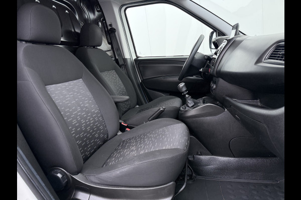 Opel Combo 1.6CDTi L2H1 Airco Navi Cruise Control Euro 6 Pdc Edition Schuifdeur Betonplex Vloer Lat om Lat Dealeronderhouden 1e Eigenaar Origineel Nederlandse Auto