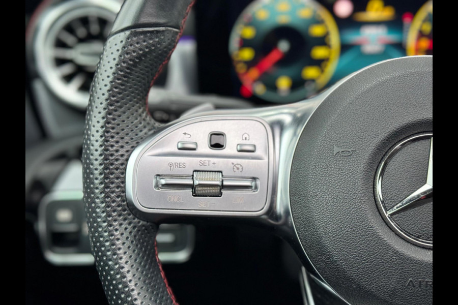 Mercedes-Benz CLA-Klasse 250 e Premium Plus Pano/Sfeer/Dodehoek