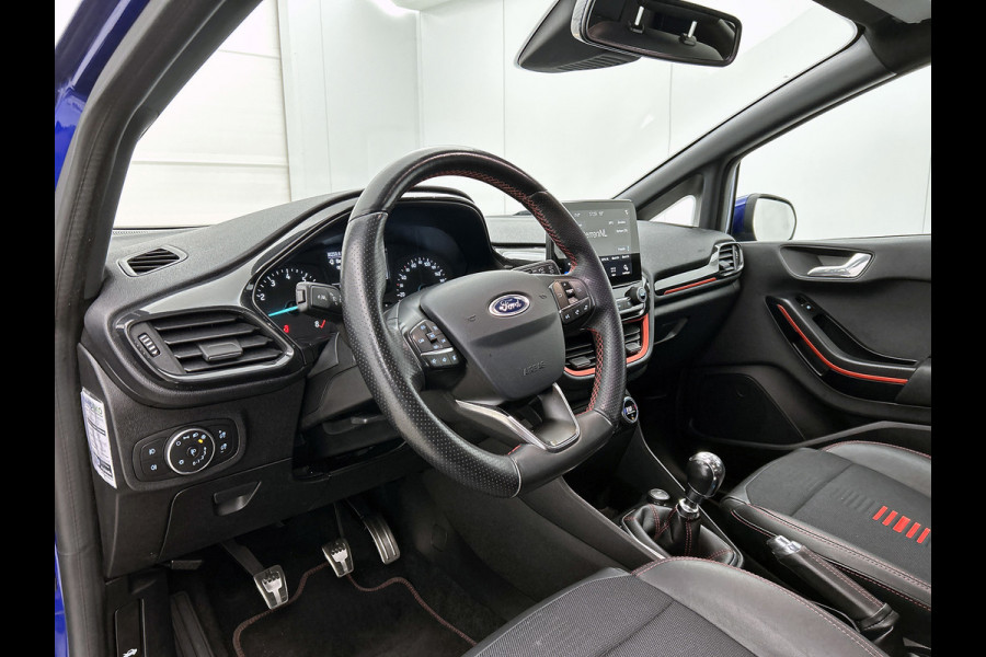 Ford Fiesta 1.0 EcoBoost ST-Line (NAVIGATIE, CARPLAY, LED, STUURBEDIENING, CLIMA, PARKEERSENSOREN)