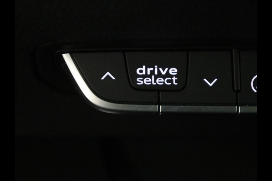 Audi A4 1.4 TFSI Sport Edition | Sportstoelen | Full LED | Navigatie | Parkeerhulp | Climate control | Bluetooth | Cruise control