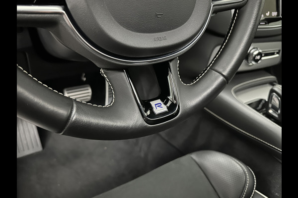 Volvo XC90 2.0 T8 Twin Engine AWD R-Design | 360 Camera | Panorama | Pilot-Assist | Head-Up | Memory | Keyless-Entry | 4-Zone Clima | Stoelverwarming V+A | Full-LED | Zonwering | Getint Glas | Zwarte Hemel | Dodehoek | Stuurverwarming |