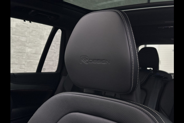 Volvo XC90 2.0 T8 Twin Engine AWD R-Design | 360 Camera | Panorama | Pilot-Assist | Head-Up | Memory | Keyless-Entry | 4-Zone Clima | Stoelverwarming V+A | Full-LED | Zonwering | Getint Glas | Zwarte Hemel | Dodehoek | Stuurverwarming |