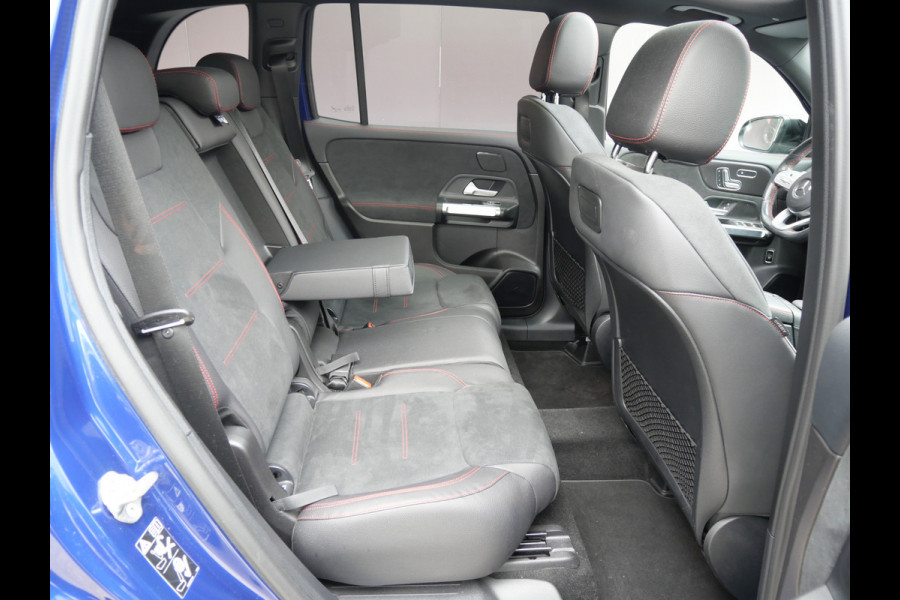 Mercedes-Benz Glb 200 AMG PREMIUM PLUS | PANORAMA | WIDESCREEN | MULTIBEAM | TREKHAAK | 360 CAMERA | NL-AUTO!!