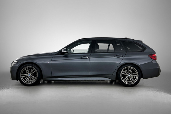 BMW 3 Serie Touring 318i M Sport Corporate Lease Automaat (GROOT-NAVIGATIE, TREKHAAK, STOELVERWARMING, LED, GOED ONDERHOUDEN)