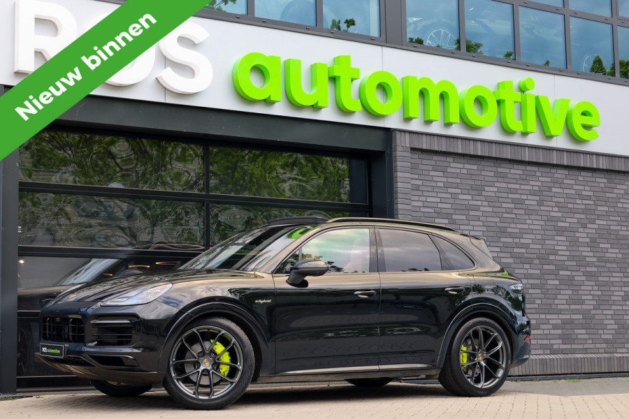 Porsche Cayenne 3.0 E-Hybrid Platinum Edition | PANO | 22 INCH | BOSE | 360 | MEMORY | LUCHTVERING | SPORT CRHONO | KEYLESS |
