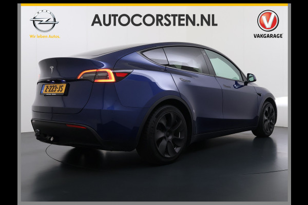 Tesla Model Y 300pk Trekhaak SOH 96% Warmtepomp LFP-Accu Leer Lmv Camera's Panoramadak Adap.Cruise Navi Ecc RWD Autopilot Stoel+Stuur+Achterbank Verwarming Elek.Achterklep Dodehoek detector Draadloze telefoonlader 1e Eigenaar 1.600KG Trekgewicht Fabrieksgarantie op Motor en Accu tot 22-04-2032/160.000km