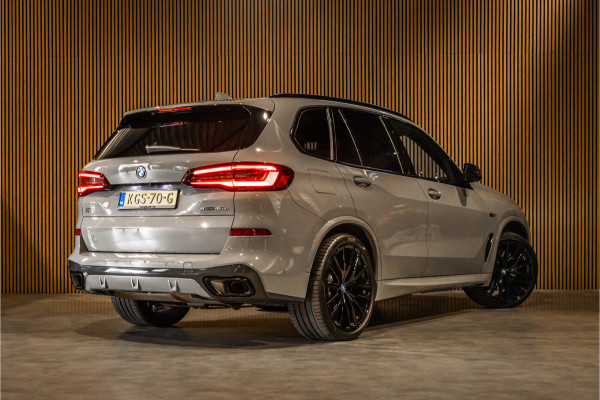 BMW X5 xDrive45e M-Sport | Panorama | Laser | H&K | Trekhaak | Carbon | ACC | Massage | Stoelventilatie | Nardo Grey | Dealer onderhouden
