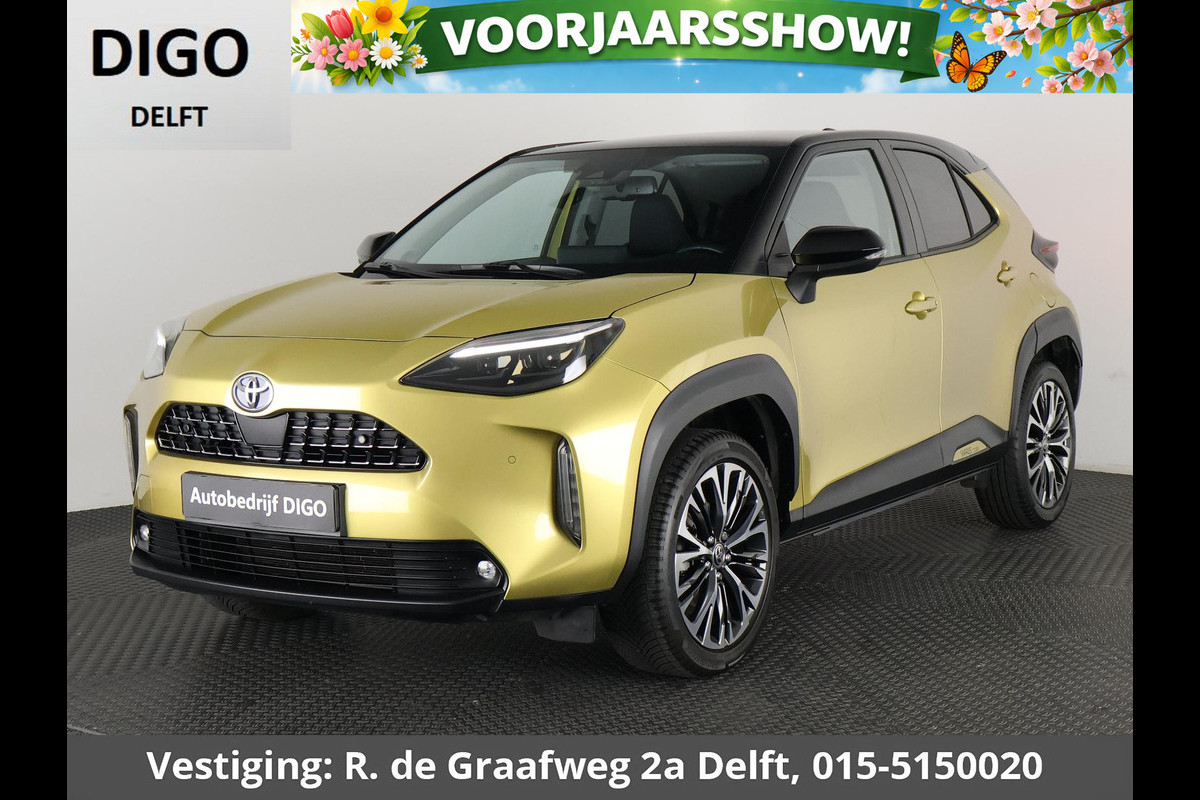 Toyota Yaris Cross 1.5 Hybrid Executive Bi-Tone | Panoramadak | Dodehoek Detectie | HUD | Navigatie