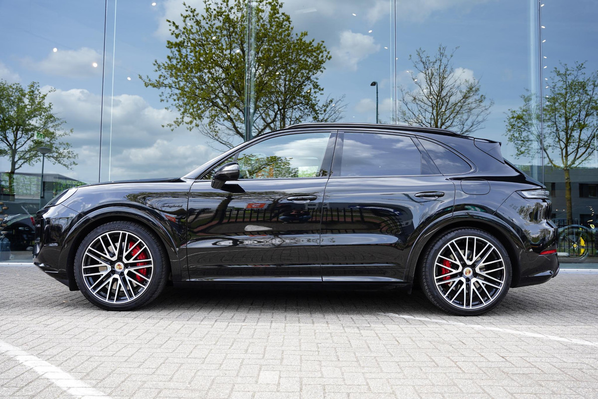 Porsche Cayenne 3.0 S E-Hybrid Black Edition GERESERVEERD
